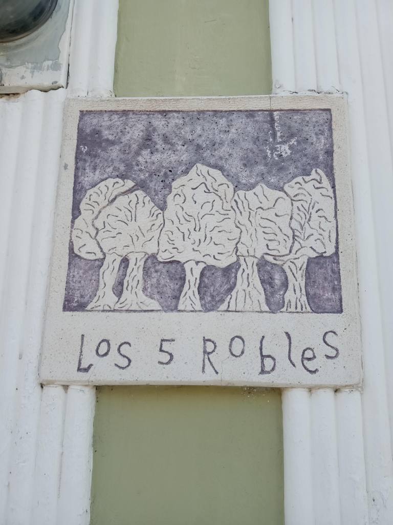 Los 5 Robles